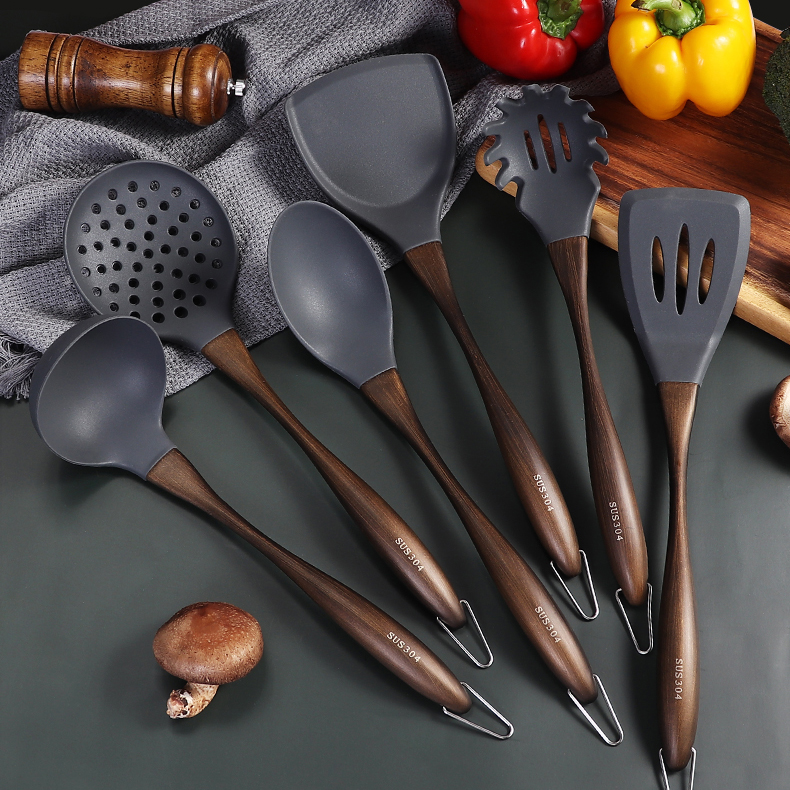 硅膠廚具什么品牌的好？硅生伙硅膠制品